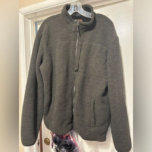 32 Heat EUC Zip-up sweater - Picture 2 of 8